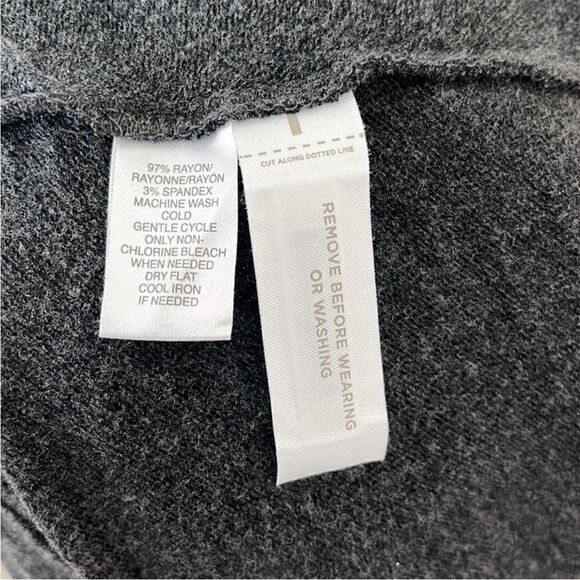 Lou & Grey Signature Soft Three Quarter Sleeve Softspun Terry Dress - Picture 11 of 11